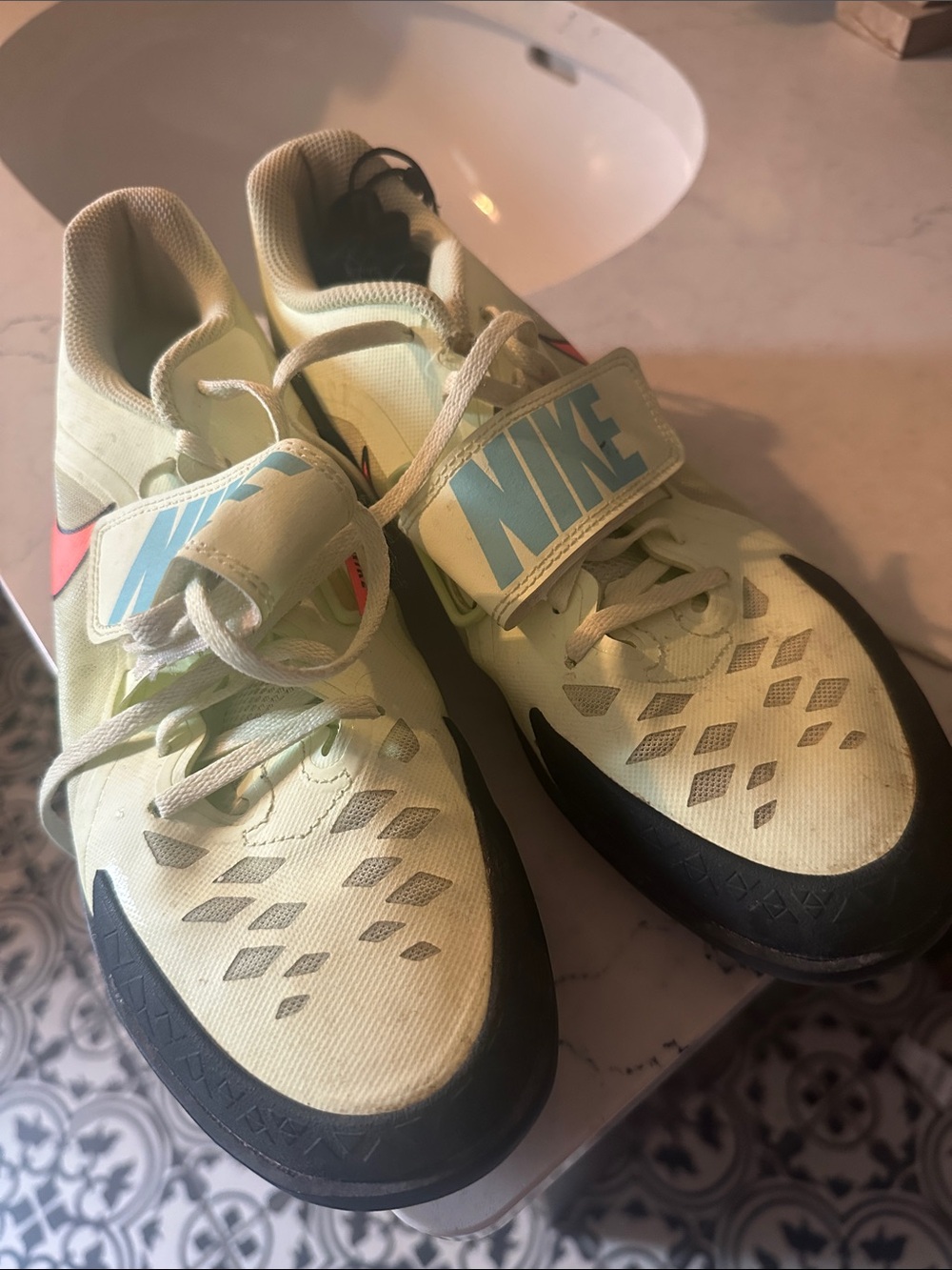 Nike women’s Light Green and Black track Sneakers; sz 9; gently worn